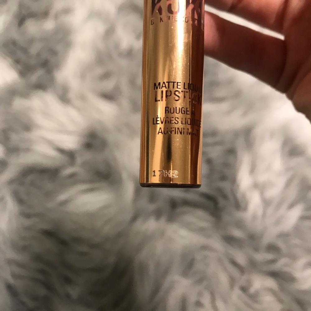 NEW! Kylie KOKO Lipsticks 💋💄 - Picture 2 of 5